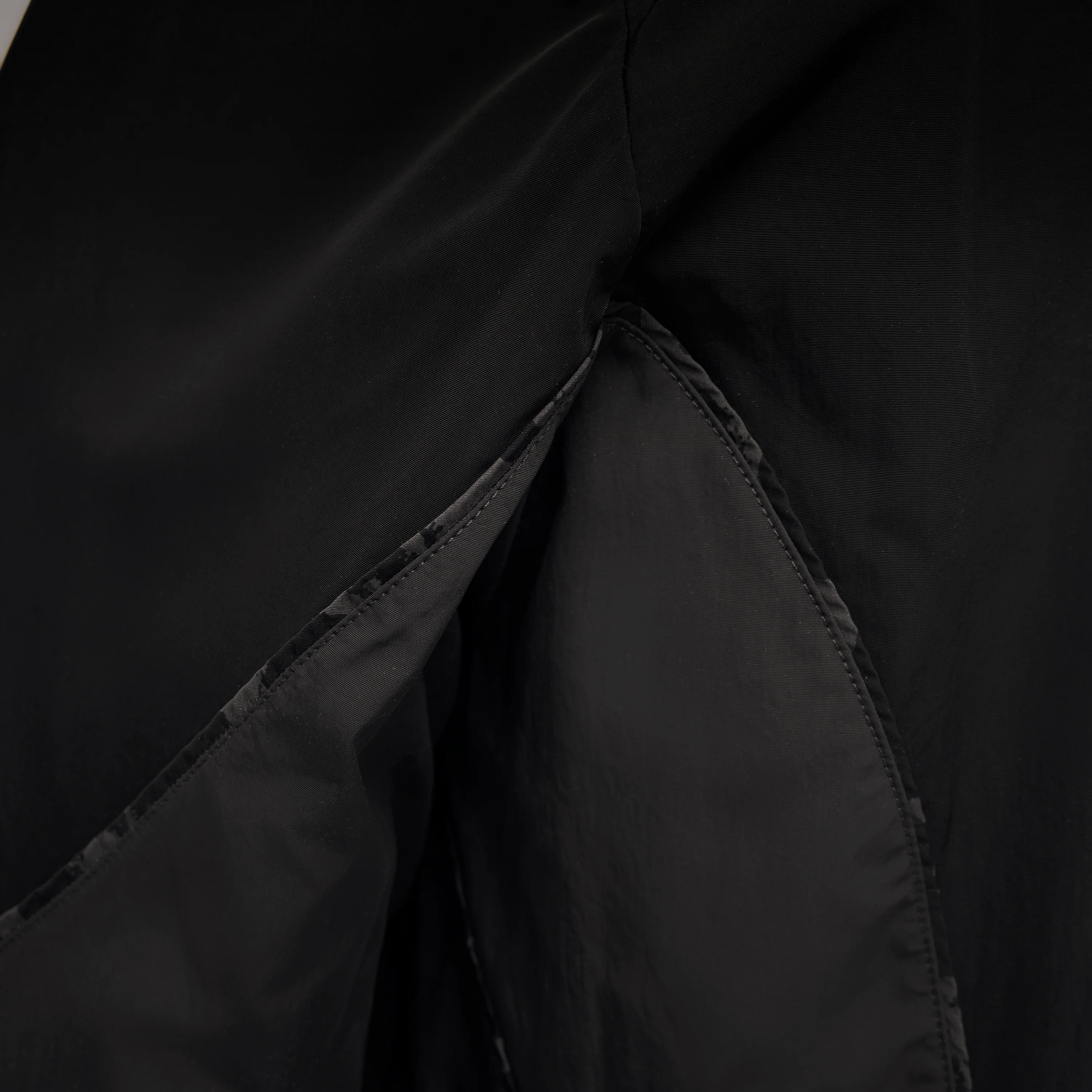 BVB Dortmund REVERSIBLE JACKET [PUMA Black/Faster Yellow] - Image 7