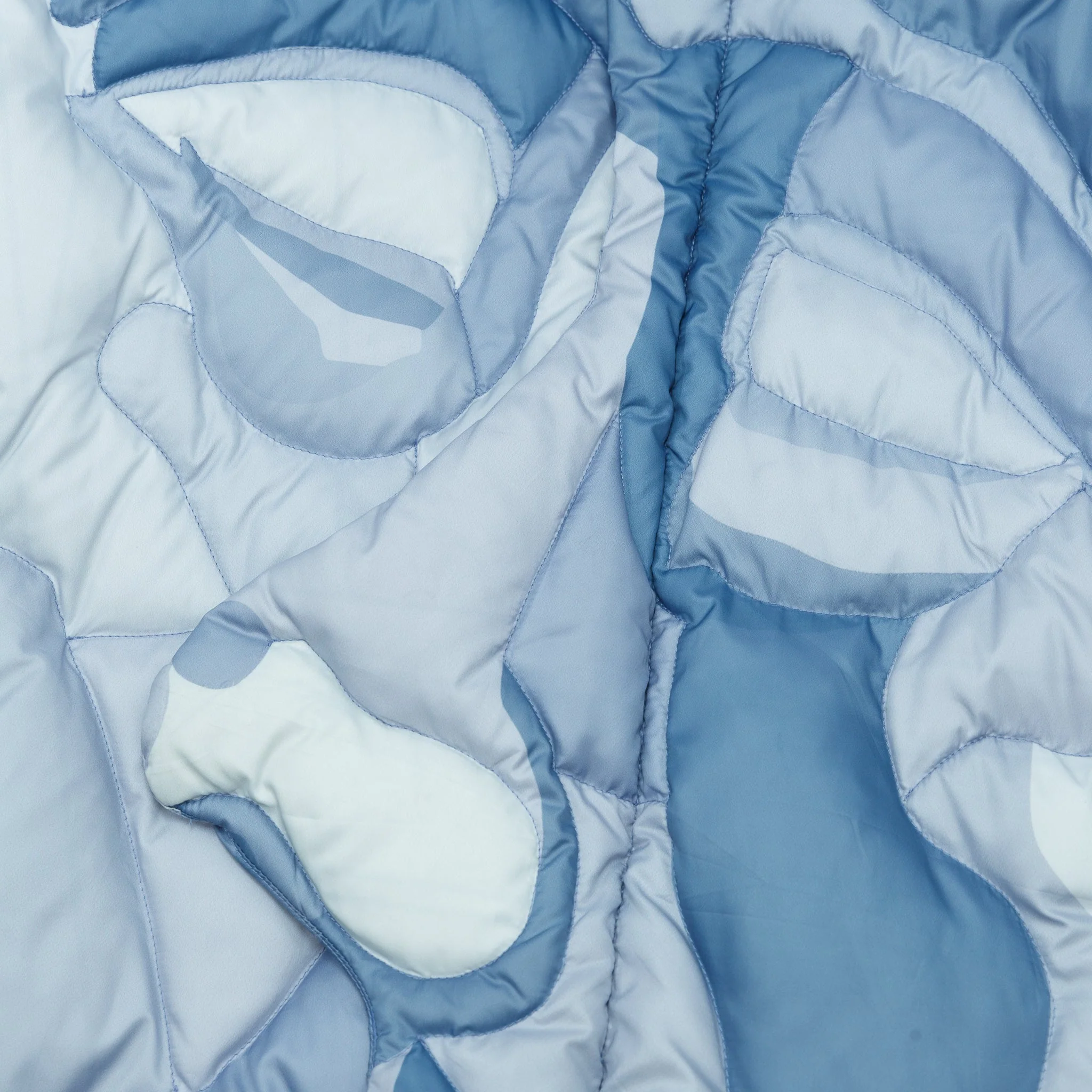 Kissing Puffer [Blue Grey] - Image 5