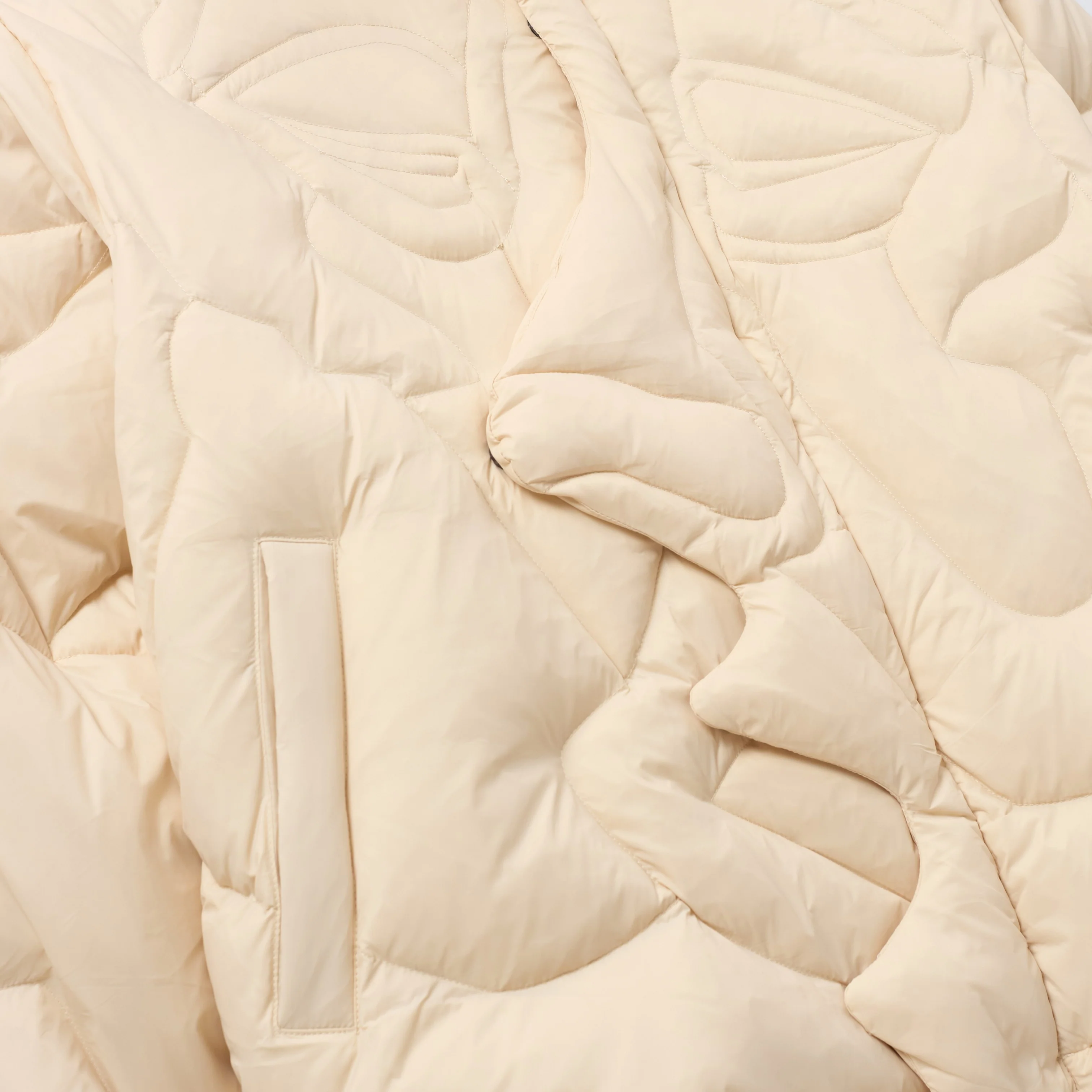 Kissing Puffer [Cream] - Image 3
