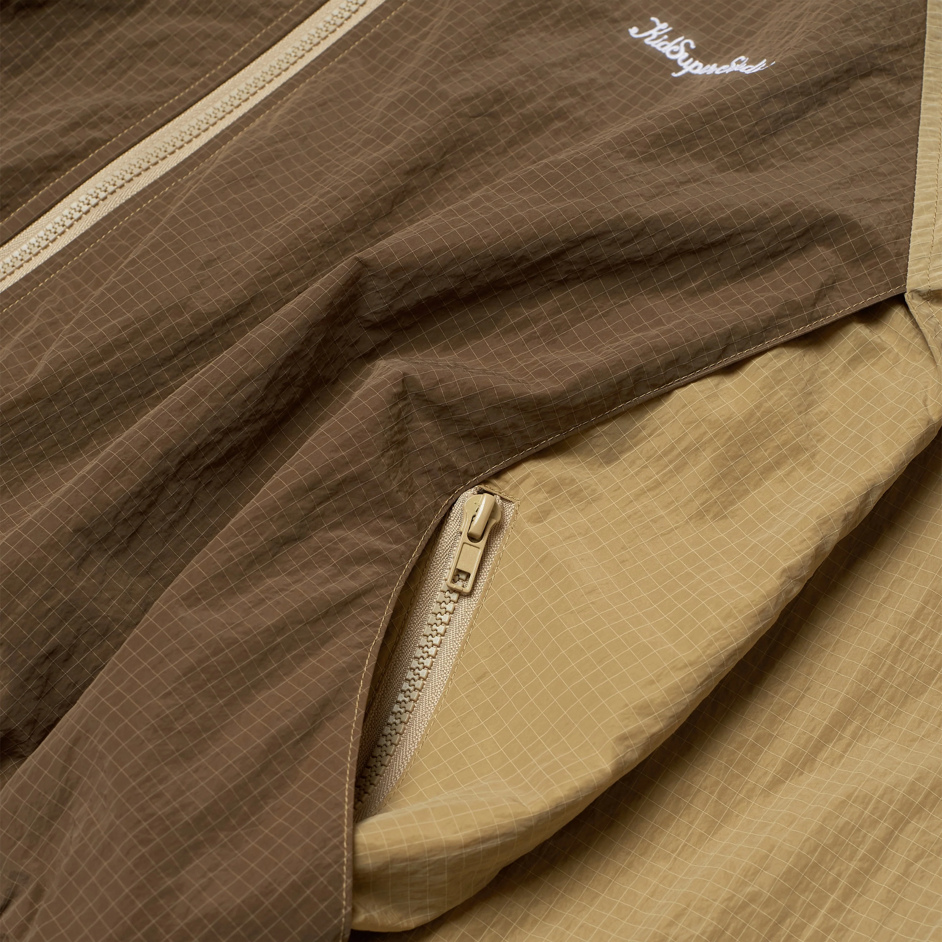 Ripstop Windbreaker Jacket [Brown] - Image 4